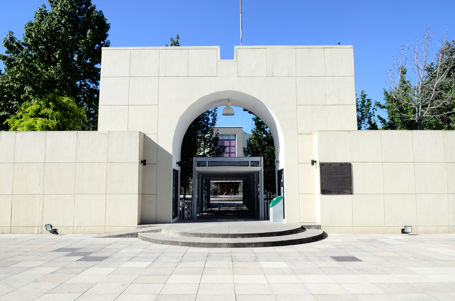 Entrada, campus Santa Teresa